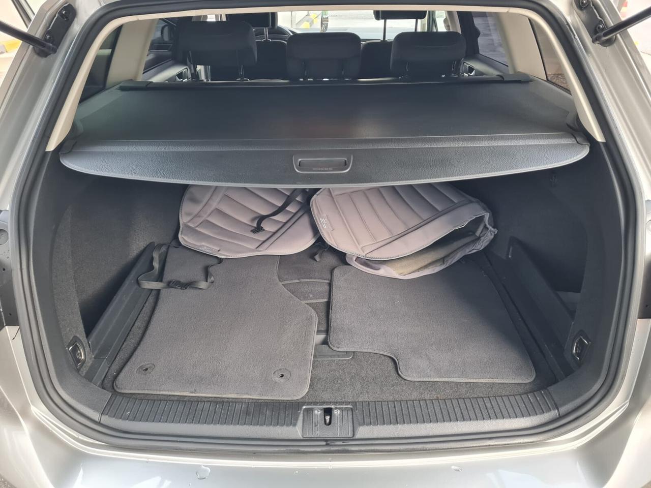 Volkswagen Passat PARI AL NUOVO