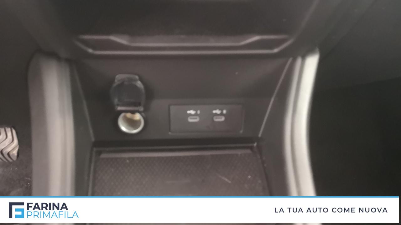 RENAULT Captur II 2024 - Captur 1.0 tce Techno 90cv