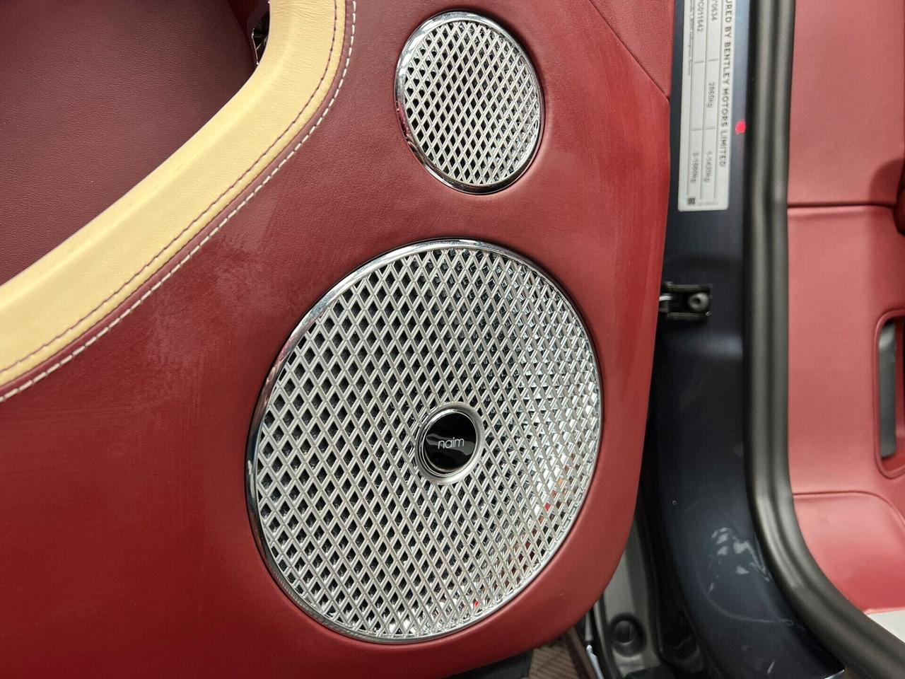 Continental GTC 6.0 W12 Speed 659cv auto (219)