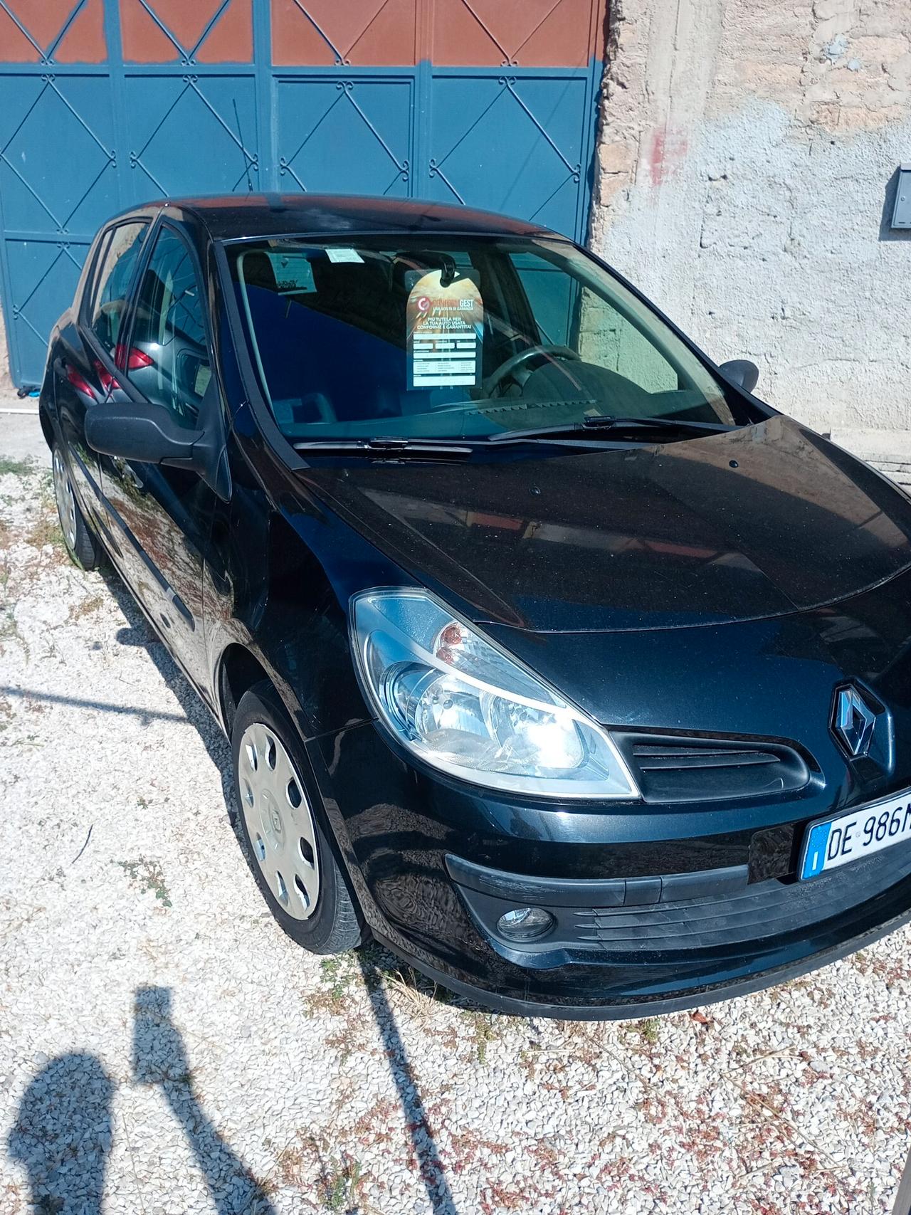 Renault Clio Storia 1.2 16V 5 porte Dynamique