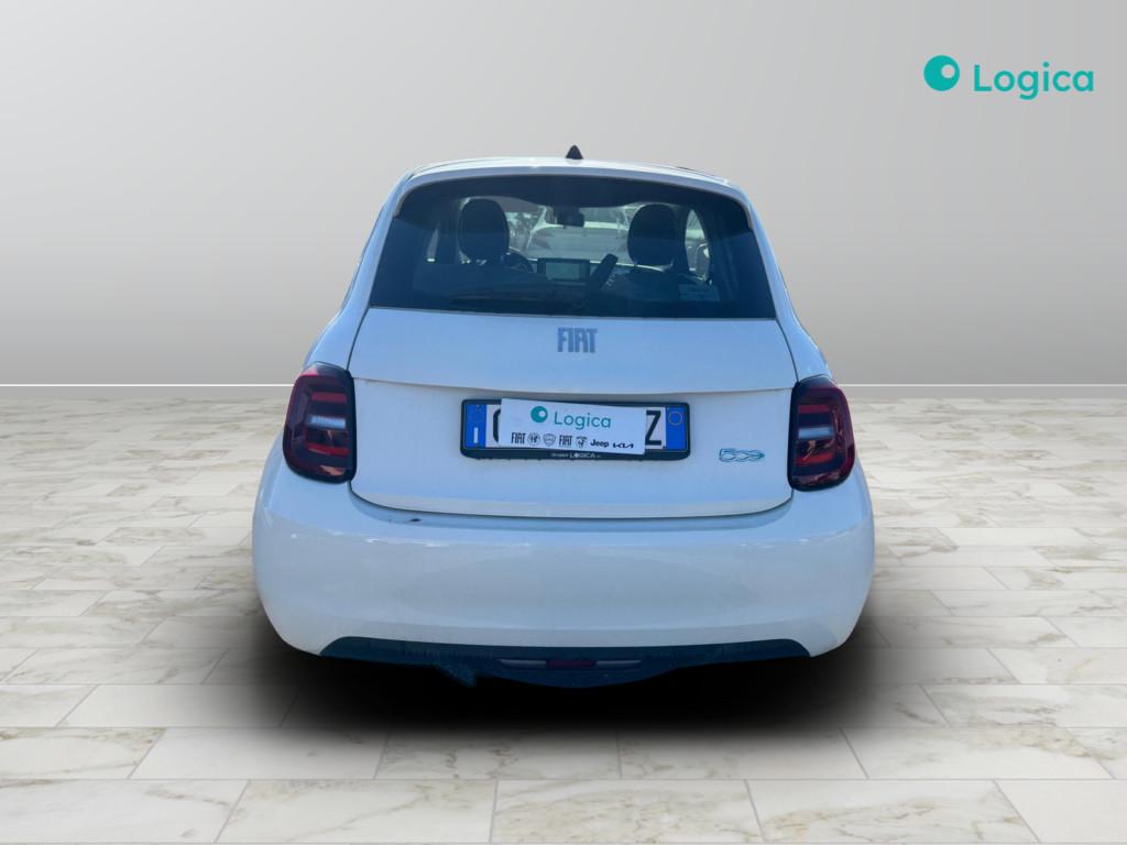 FIAT 500e - 500e 42 kWh Icon