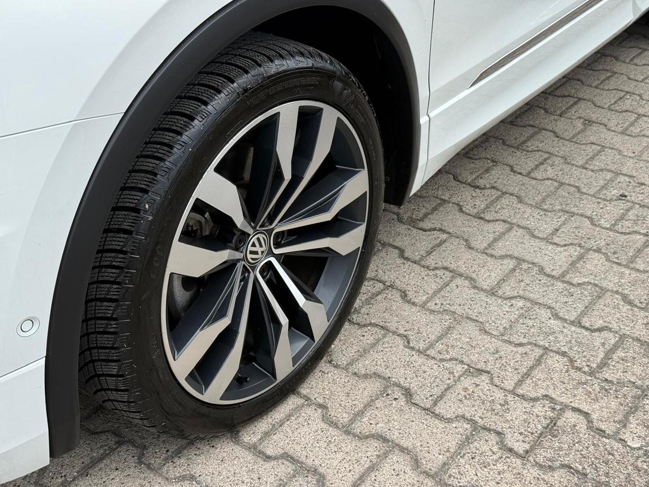 Tiguan 2.0 TDI 190 CV DSG 4 Motion R-line X2