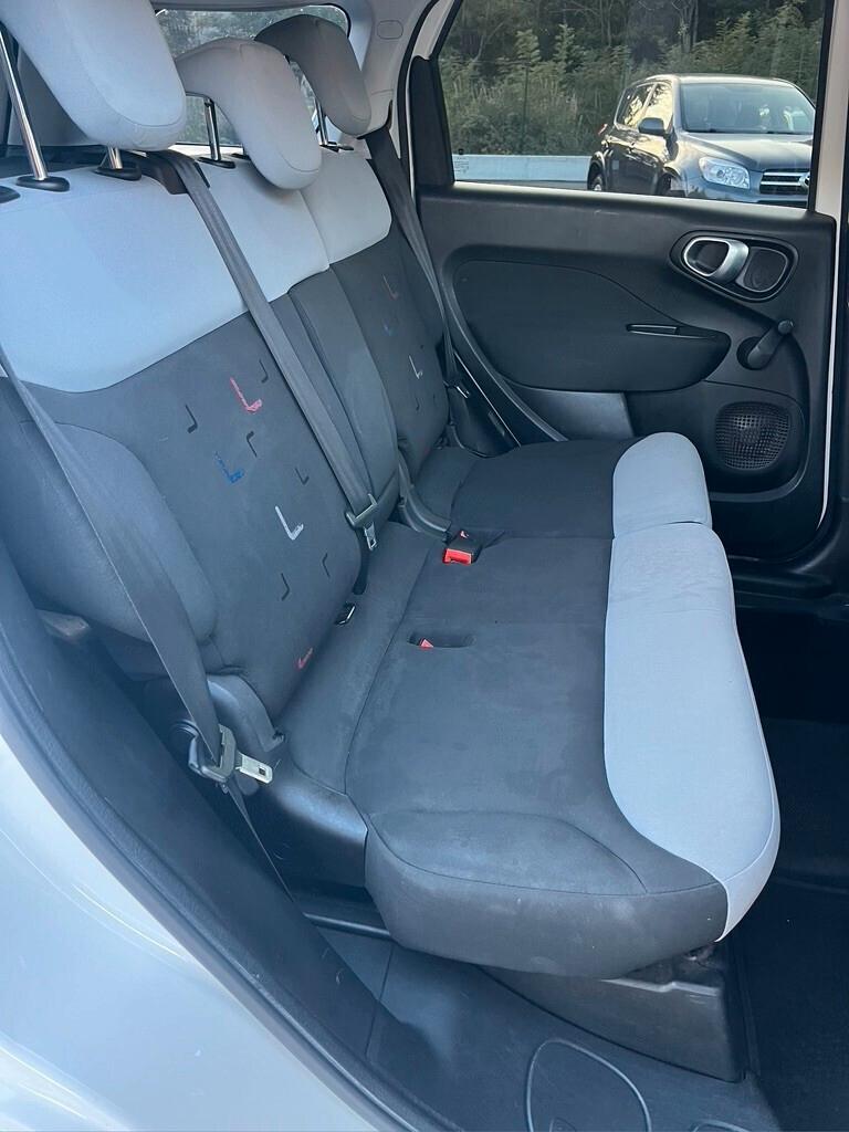 Fiat 500L Living 1.6 Multijet 120 CV tetto nero