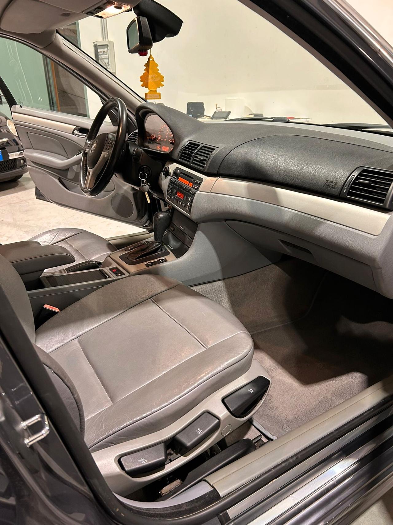 Bmw 330 330d turbodiesel cat 4 porte Attiva