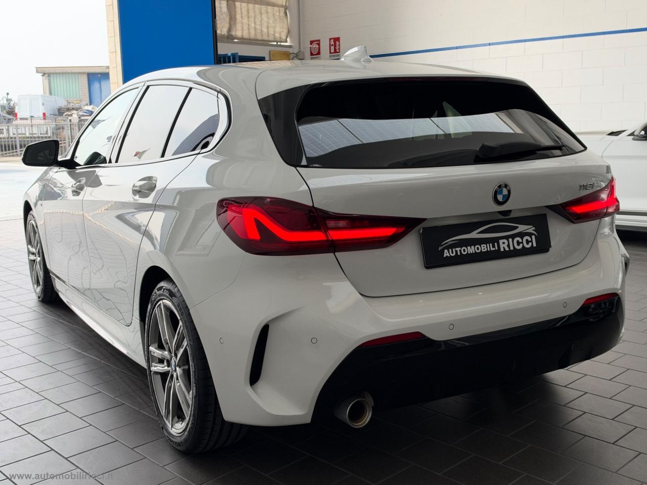 BMW 118i 5p. Msport