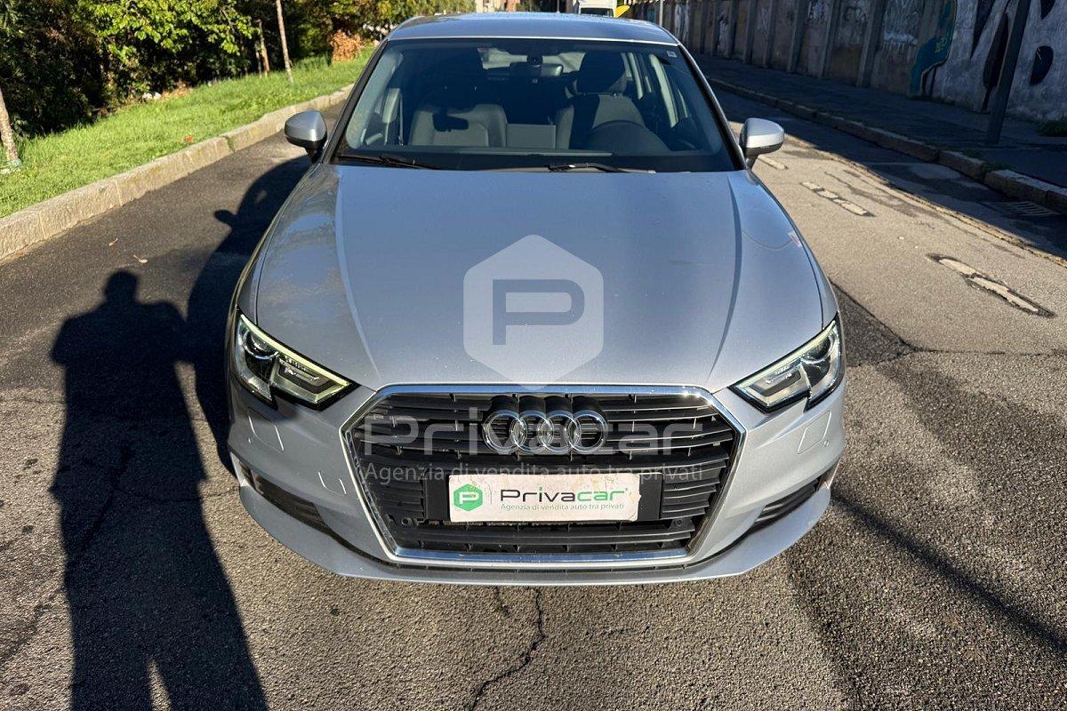 AUDI A3 Sedan 35 TDI S tronic Business
