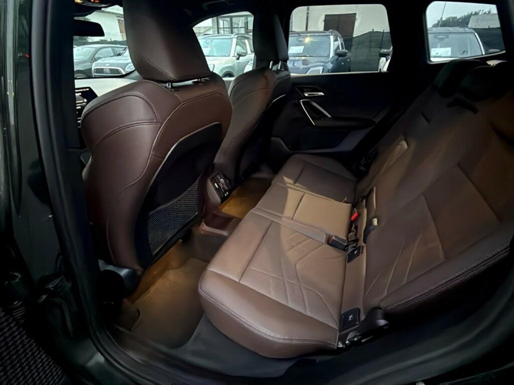 BMW X1 18 i X-Line Edition Essence sDrive DCT