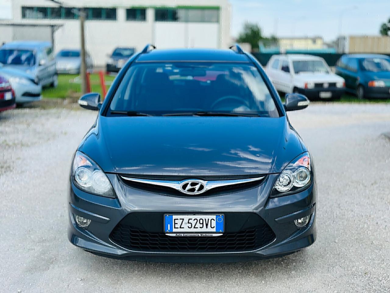 Hyundai i30 1.6 diesel 2011 Garanzia 12 mesi