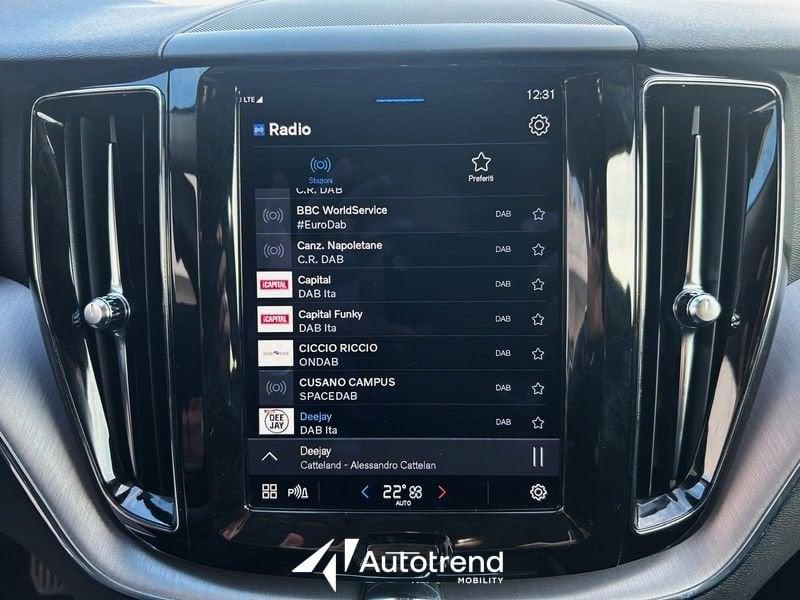 Volvo XC60 B4 197+14 CV AWD Automatica Mild Hybrid Momentum