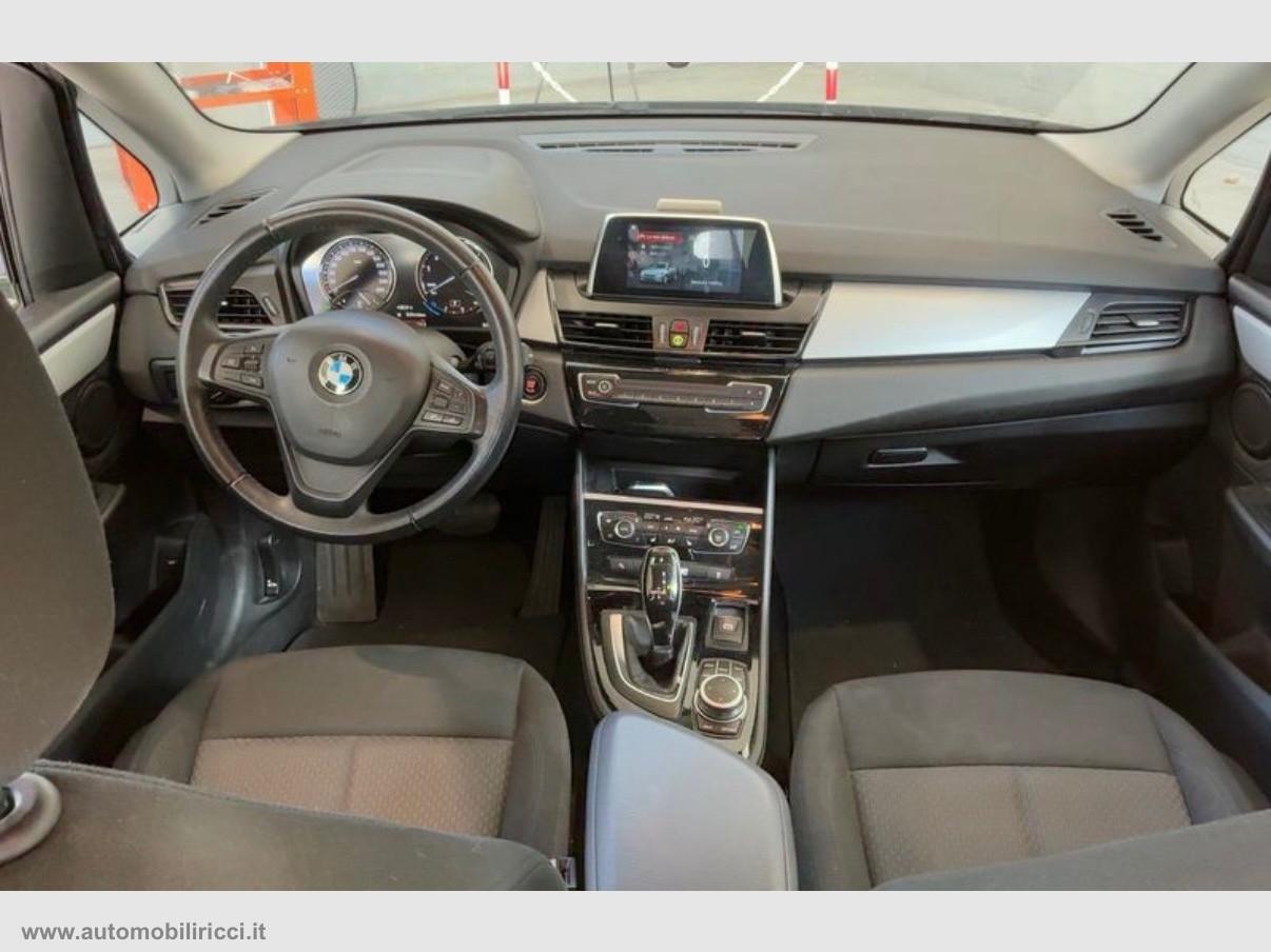 BMW 218i Active Tourer Advantage 56.000KM