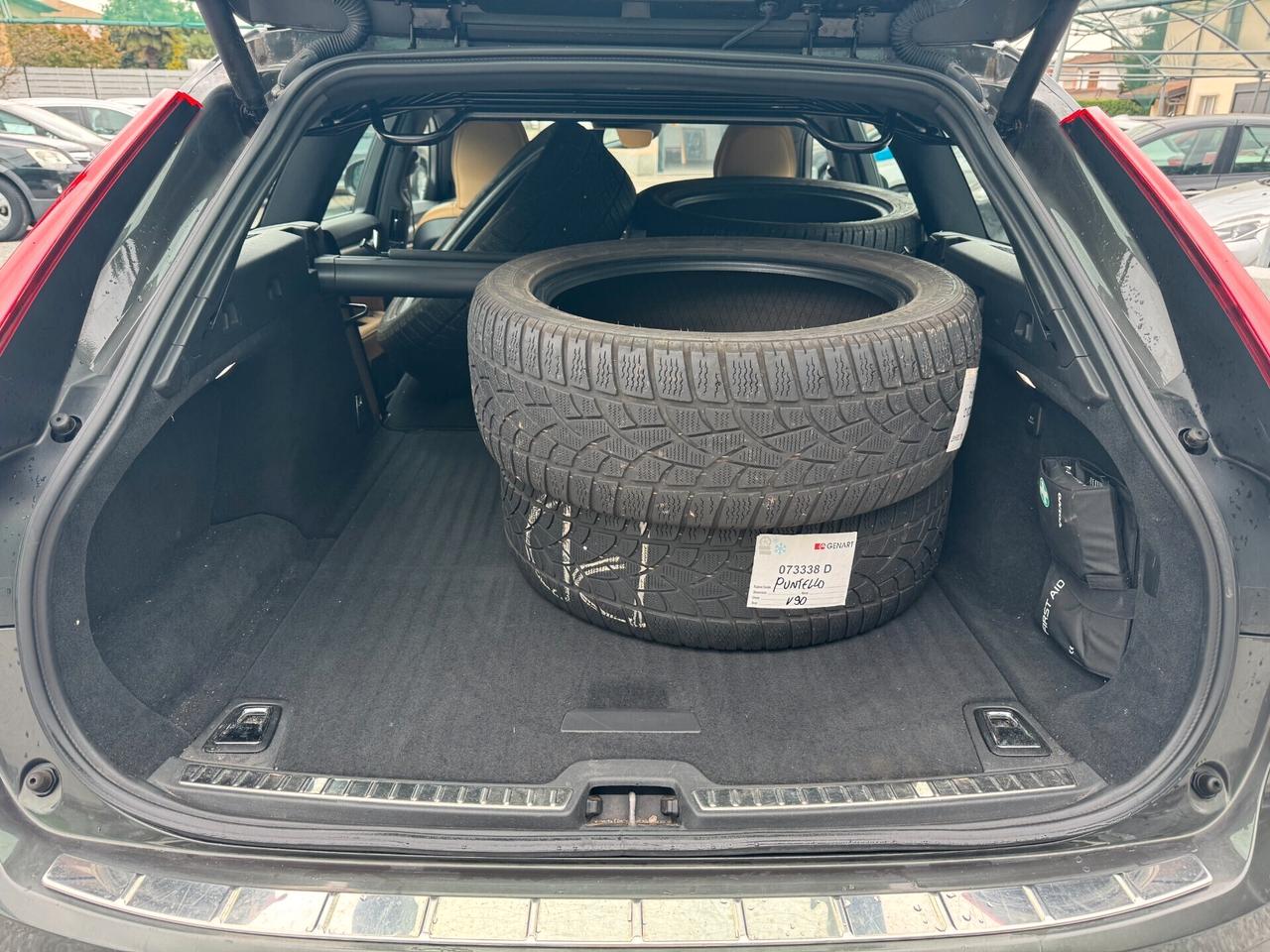 Volvo V90 Cross Country D5 AWD Geartronic