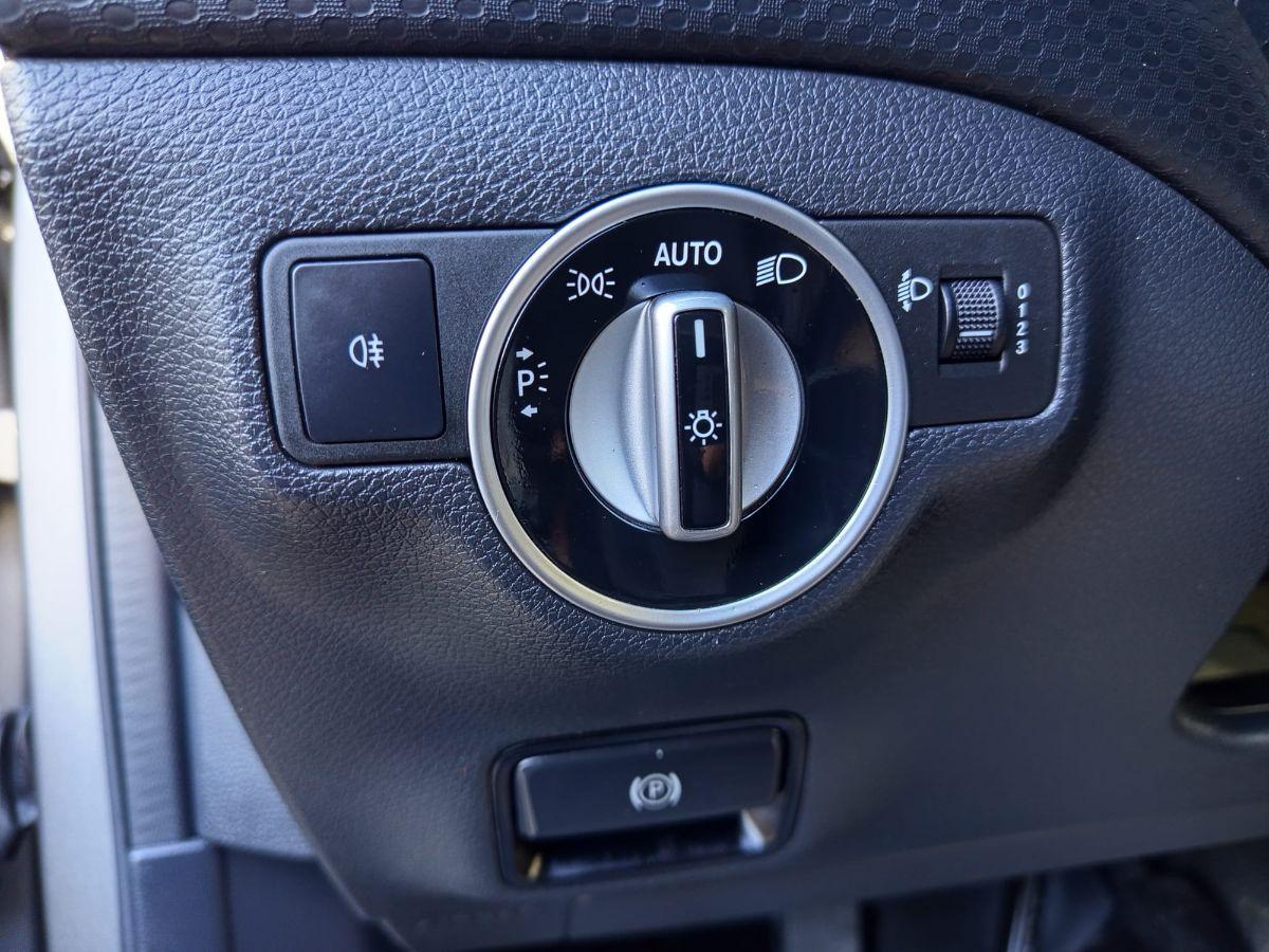 MERCEDES A180 CDI Blueefficiency Business 11/2016