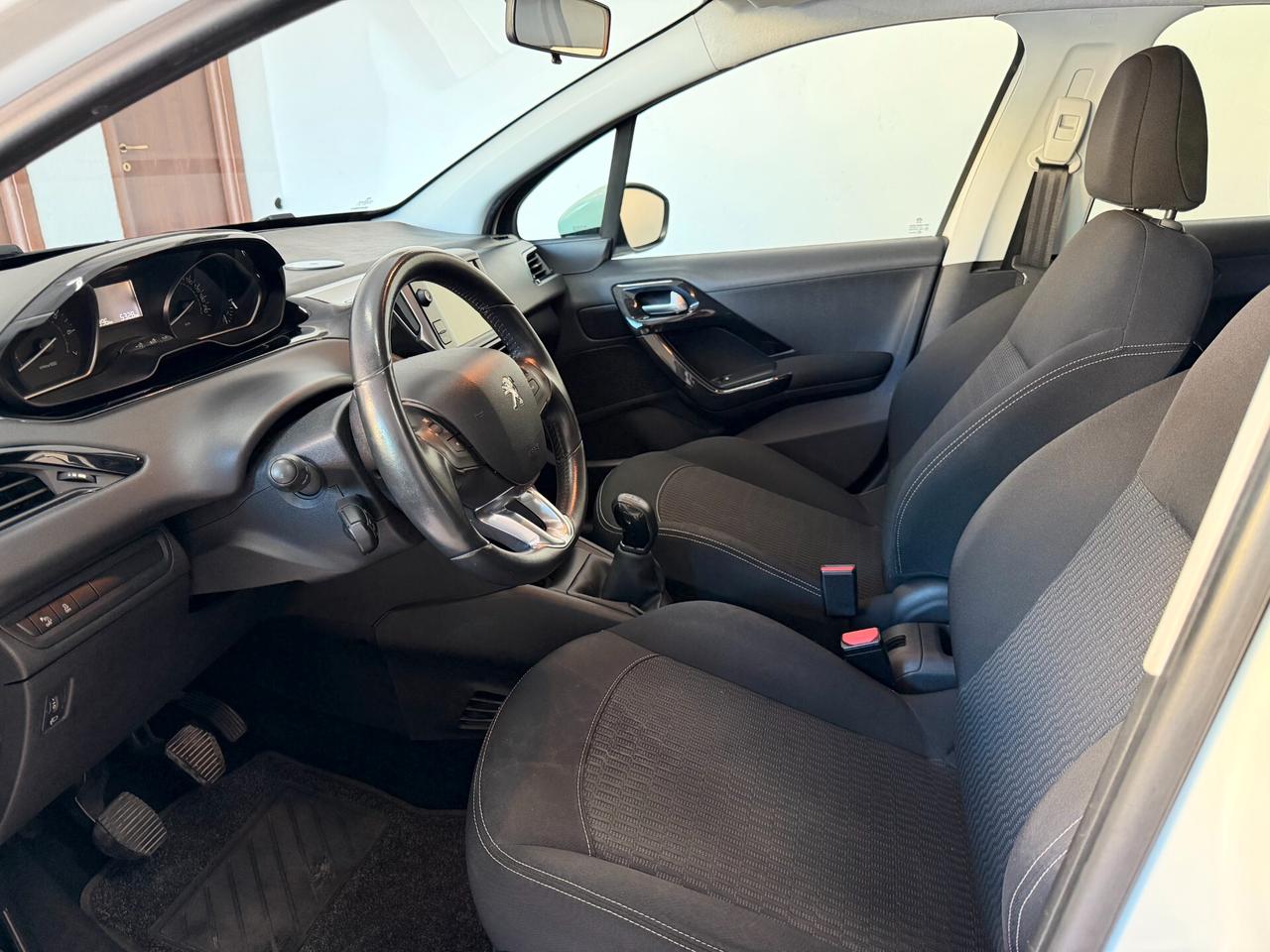 Peugeot 208 2017 PureTech 82 5 porte Allure