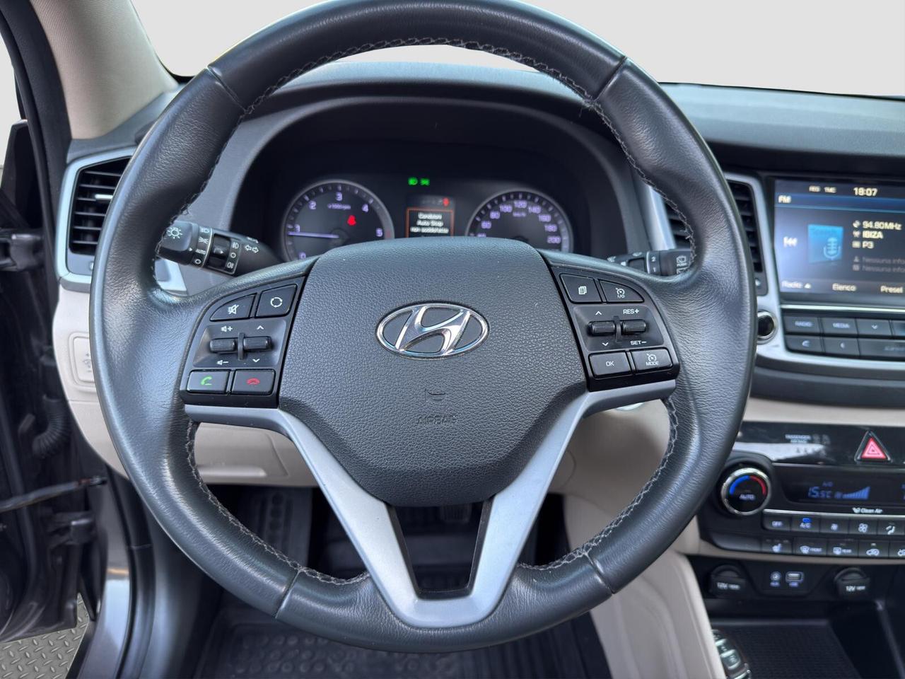 Hyundai Tucson 1.7 CRDi 115cv XPossible Tetto 2016