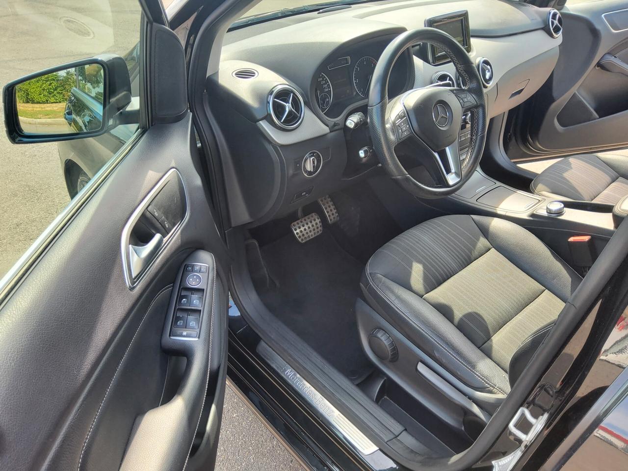 Mercedes-benz B 200 CDI Automatic Premium