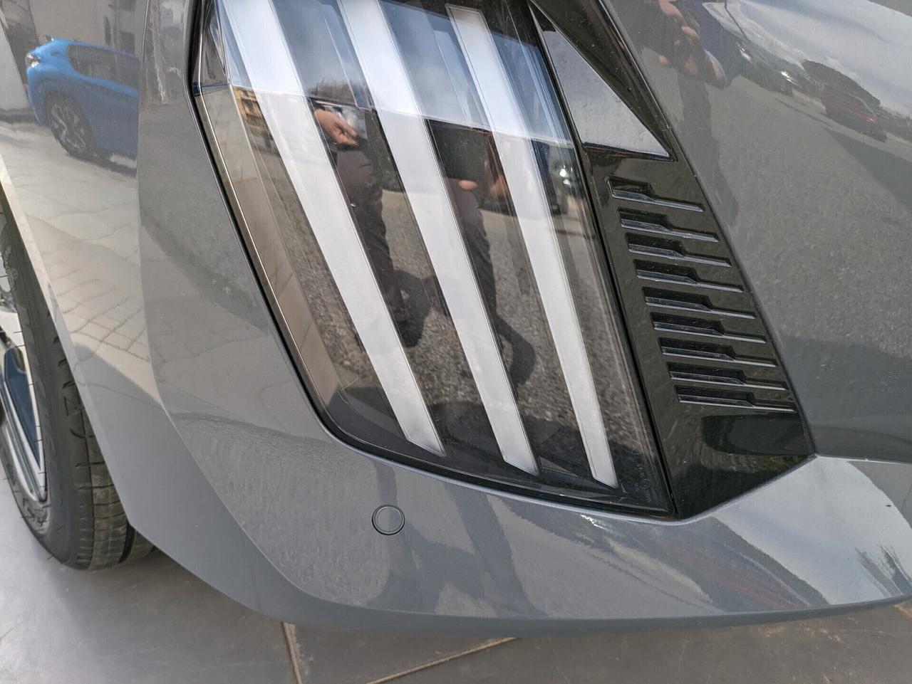 Peugeot 208 100 ALLURE