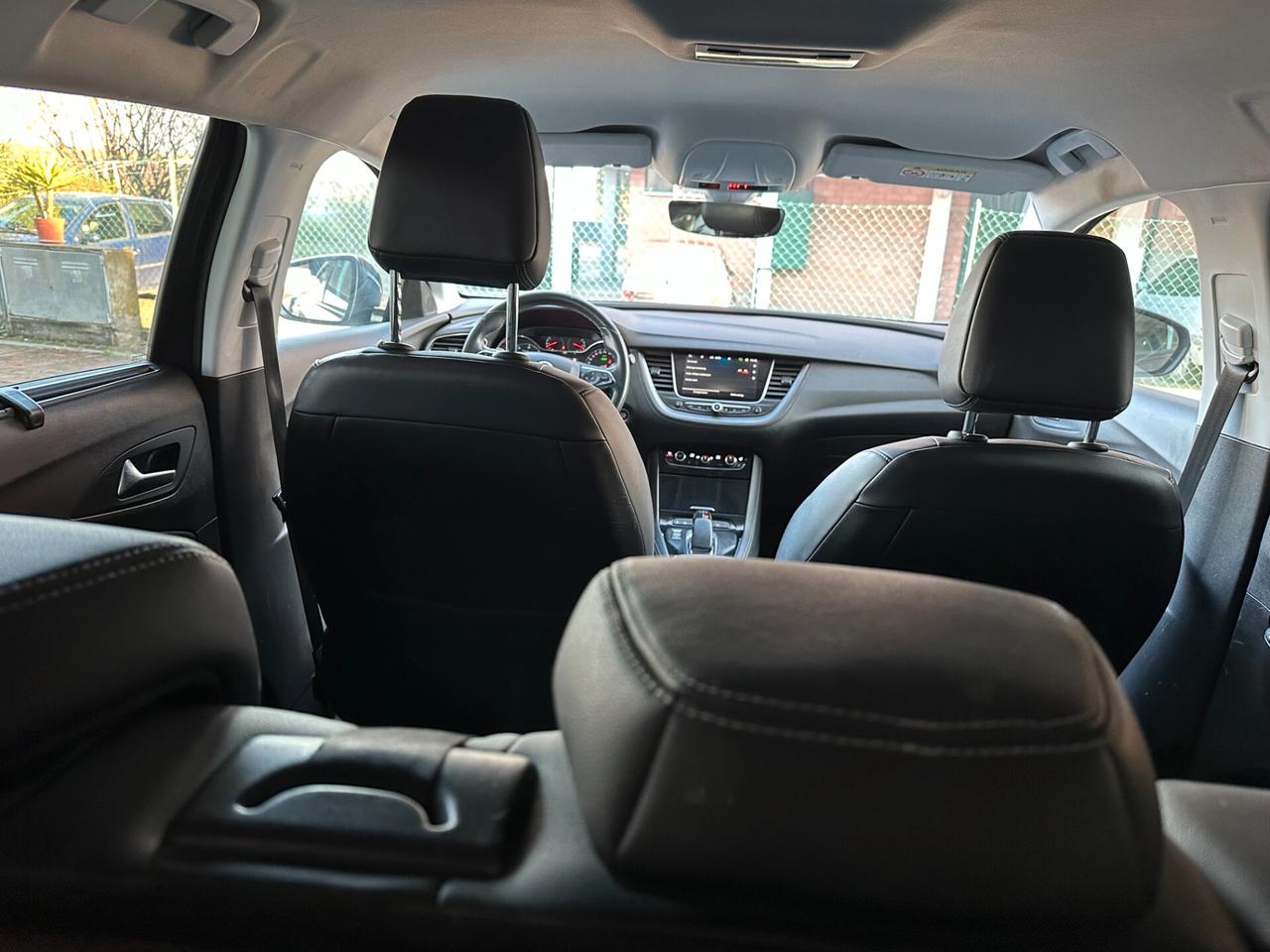 Opel Grandland X 1.6 Hybrid4 Plug-in aut. AWD