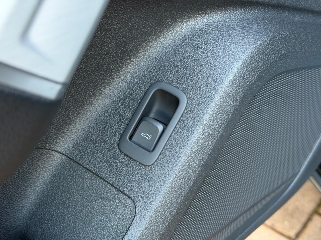 Audi Q2 30 TDI S tronic line Edition