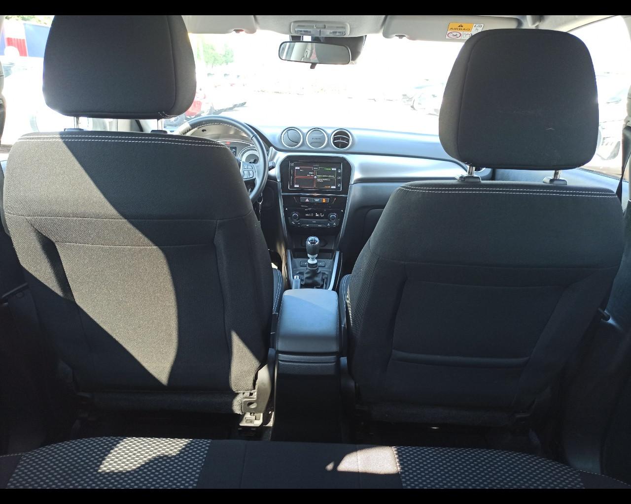 SUZUKI Vitara (2015) - Vitara 1.4 Hybrid Cool
