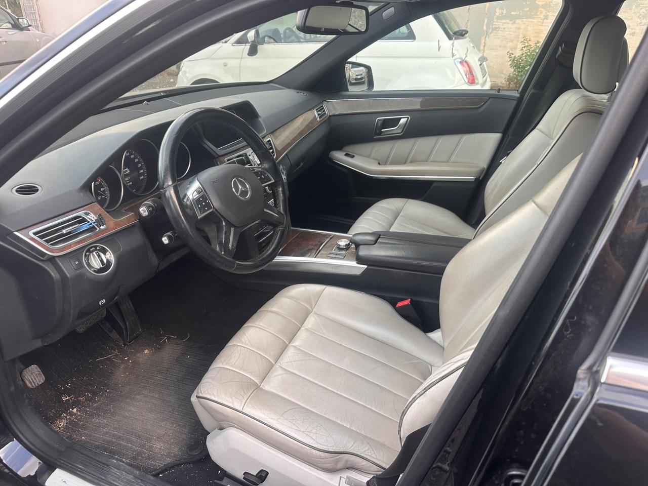Mercedes-benz E 250 BlueTEC 4Matic Automatic Premium