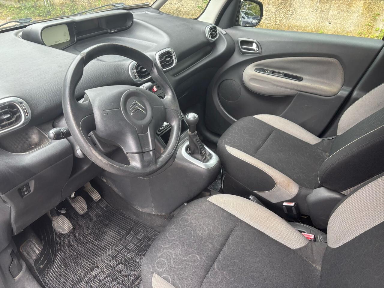 CITROEN C3 PICASSO 1.4 VTi Exclusive - 2011