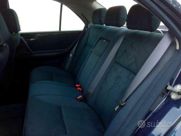 MERCEDES-BENZ E 250 turbodiesel cat Elegance