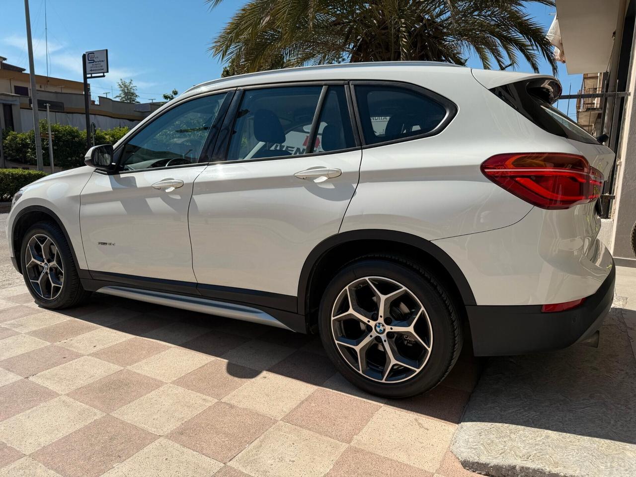 Bmw X1 sDrive18d xLine