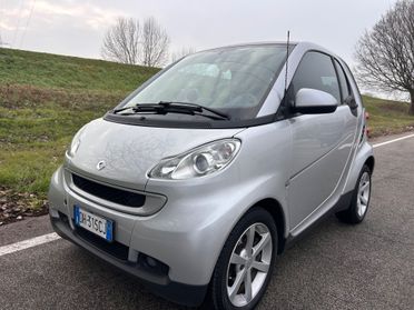 Smart ForTwo 1000 62 kW coupé passion