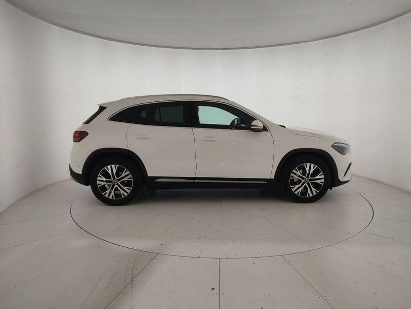 Mercedes-Benz GLA 200 d Progressive Advanced auto