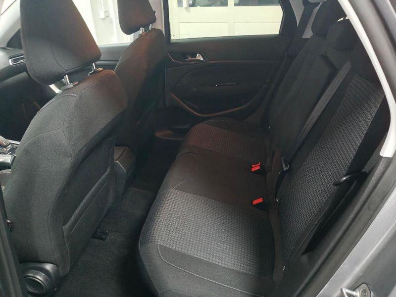 Peugeot 308 BlueHDi 130 S&S EAT8 SW NAVI CERCHI 17