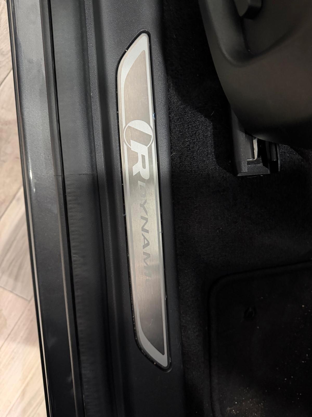 Jaguar E-Pace r-dynamic se