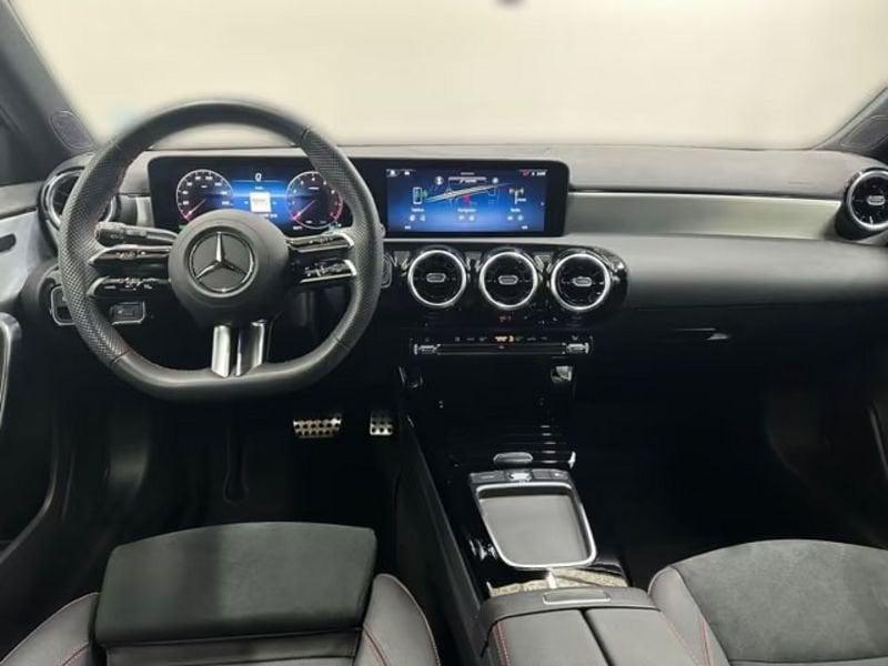 Mercedes-Benz Classe A A 200 Premium AMG LED NAVI