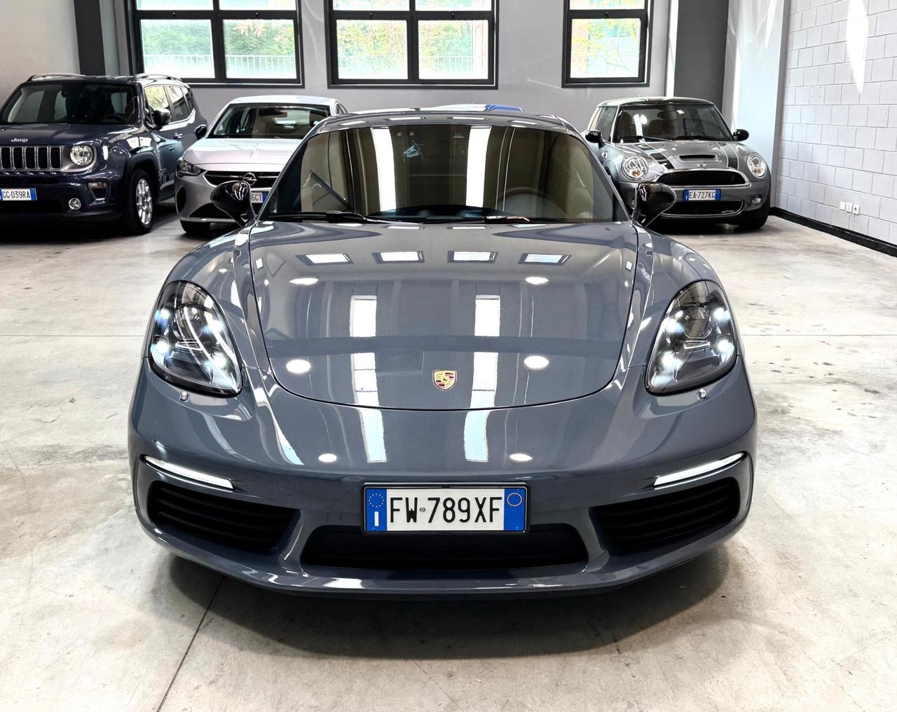 Porsche 718 Cayman 2.0