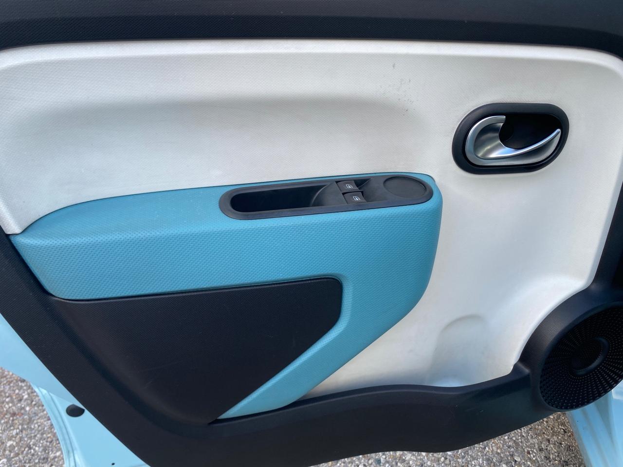 Renault Twingo 1.0 SCe Live