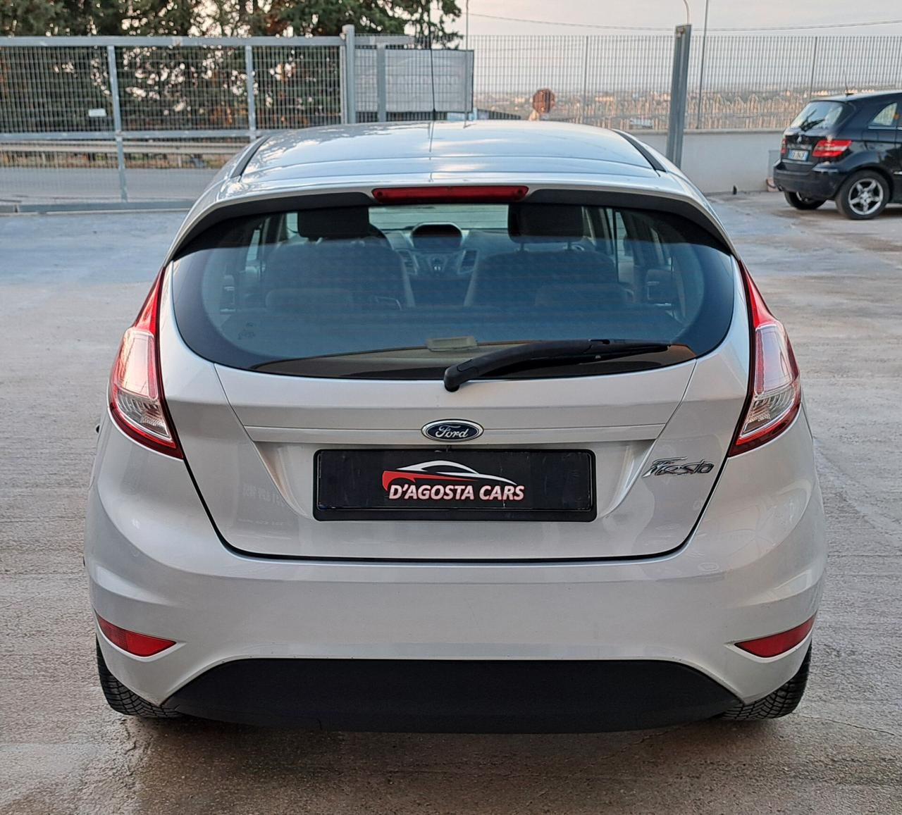 Ford Fiesta 1.5 TDCi 75CV 5 porte Titanium