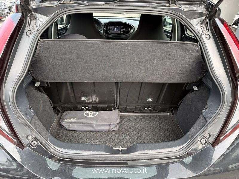Toyota Aygo X 1.0B (72 CV) Active