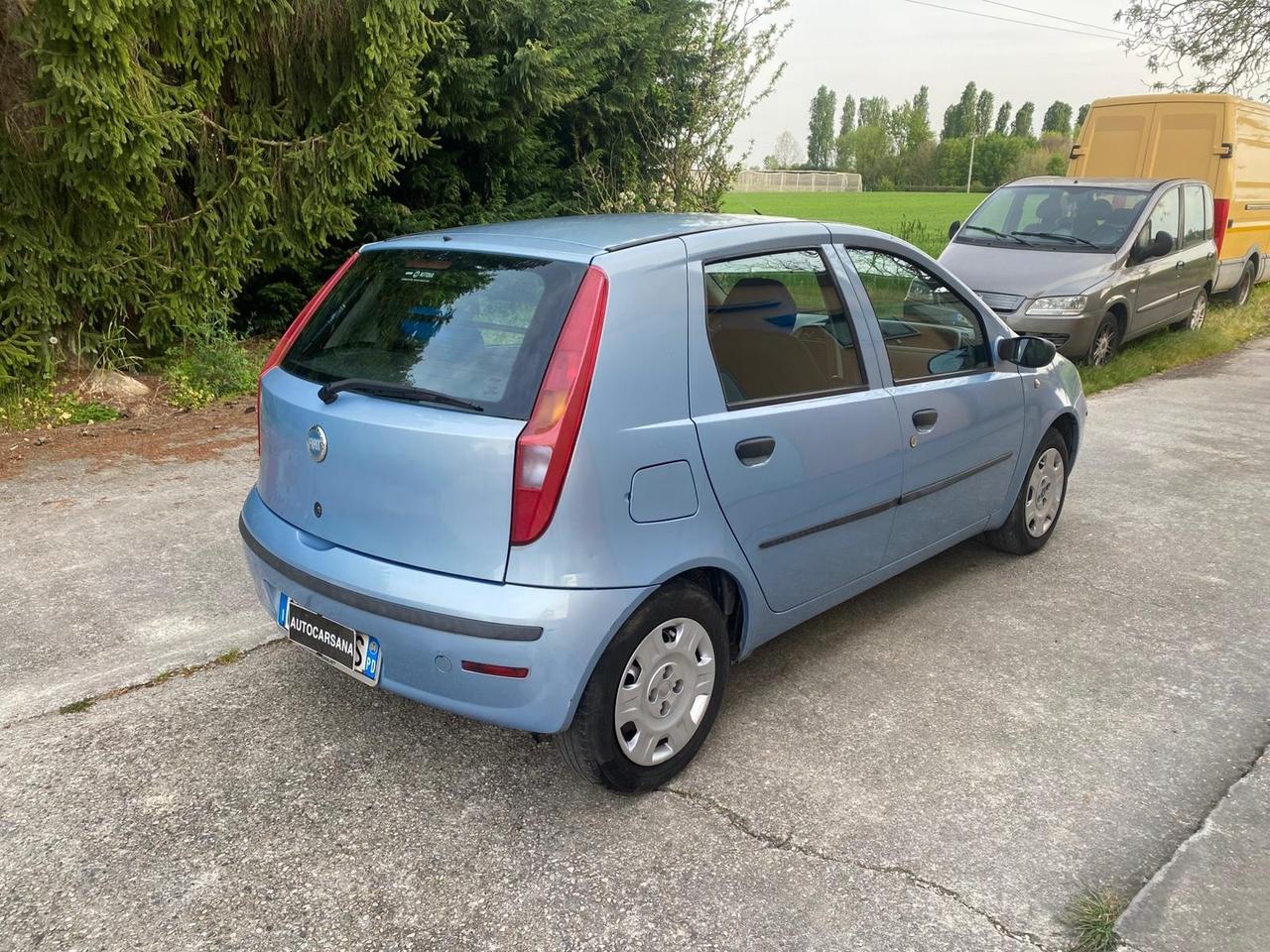 FIAT PUNTO 1.3 MJT AUTOCARRO MOLTO BELLA GUARDA