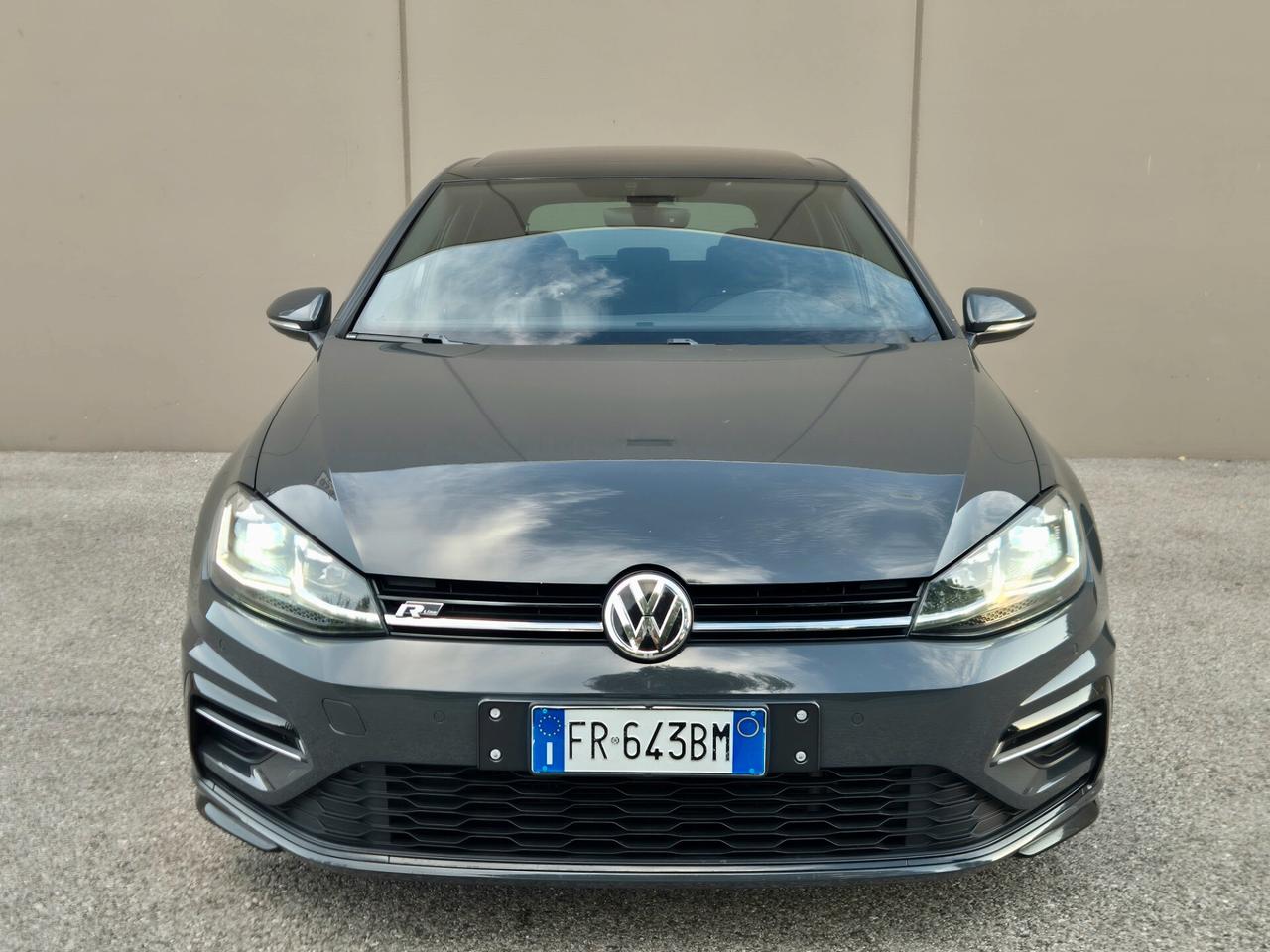 Volkswagen Golf 1.5 TSI 5p. Sport R-Line