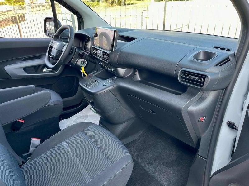 FIAT Doblò SERIE 3 COMBI 1.5 BlueHdi 130CV AT8 N1 - KM0