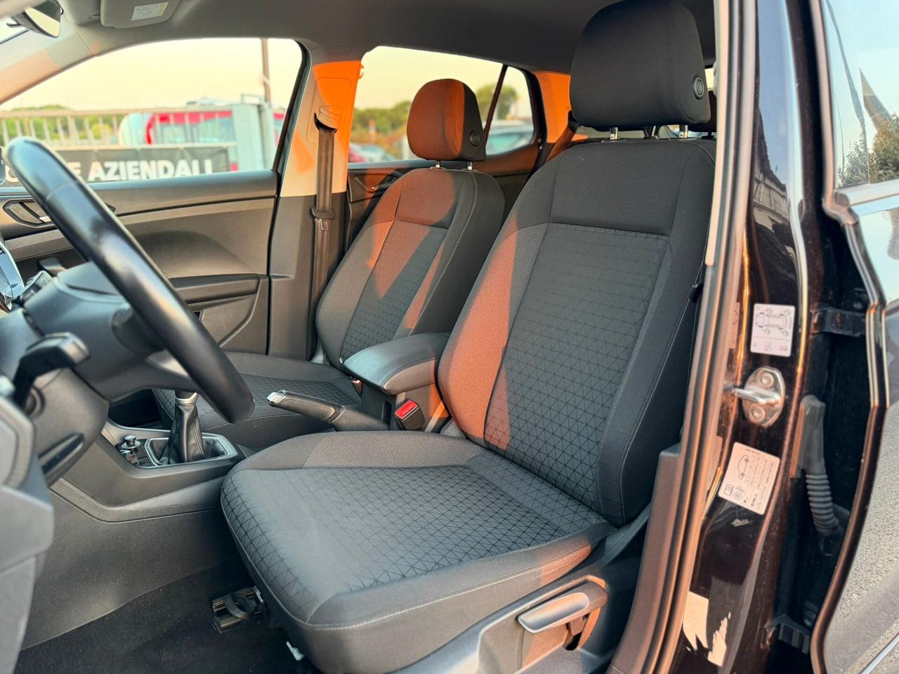 Volkswagen T-Cross 1.0 TSI Style BMT R-LINE
