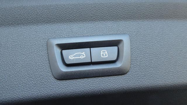 BMW 118 d 5p. Business Advantage