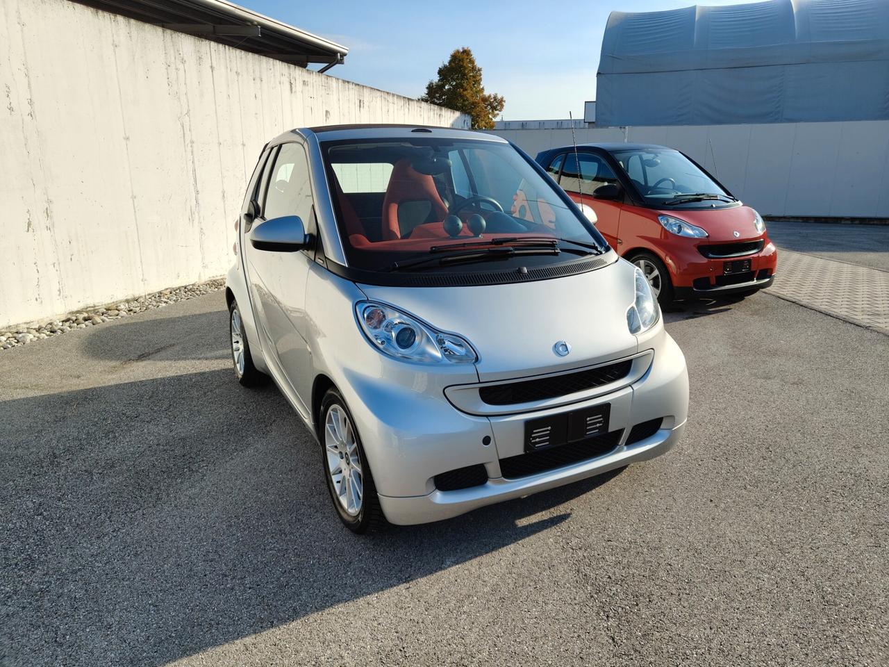 Smart ForTwo 1000 52 kW MHD cabrio passion