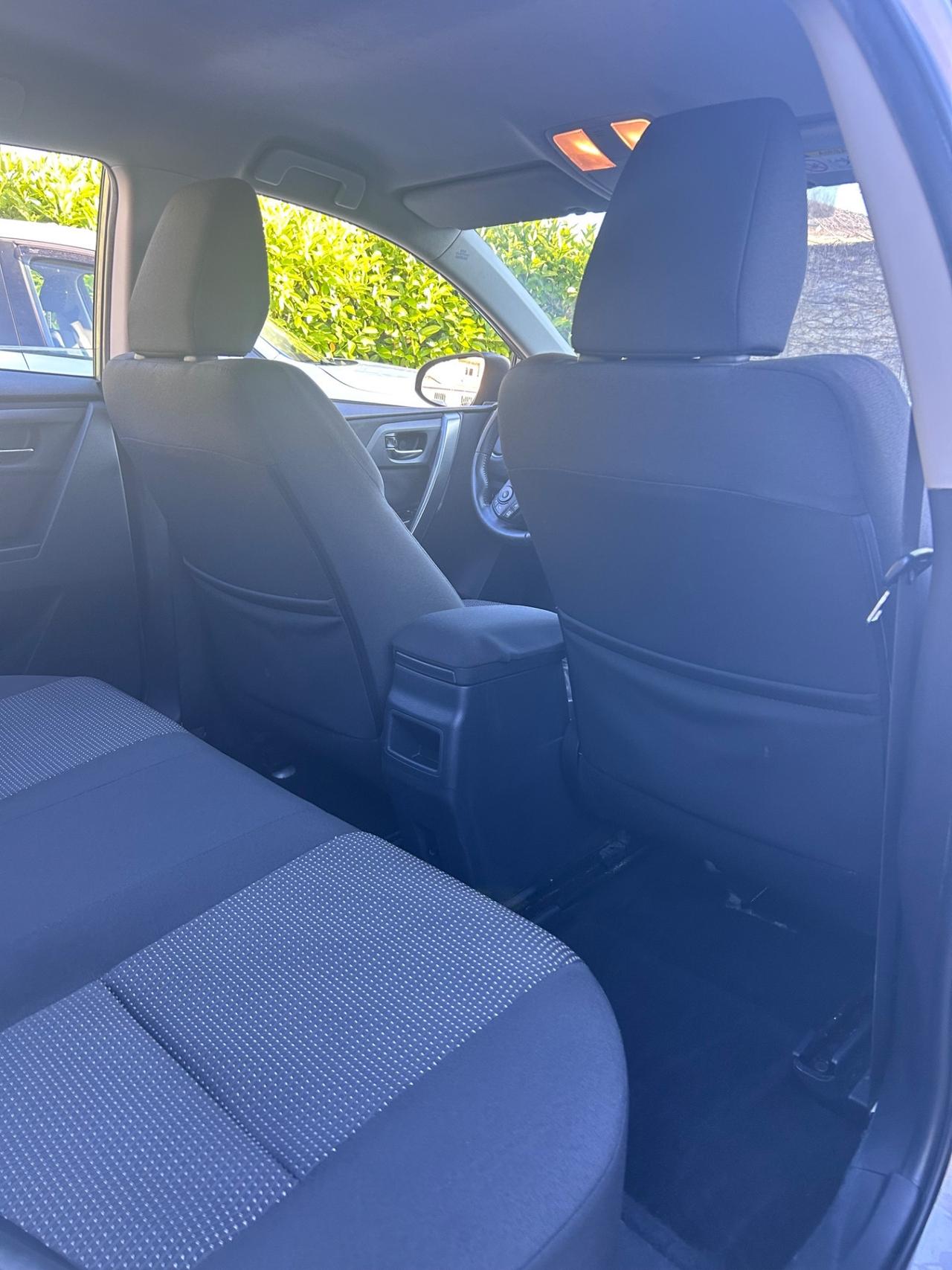 Toyota Auris Touring Sports 1.4 D-4D Lounge