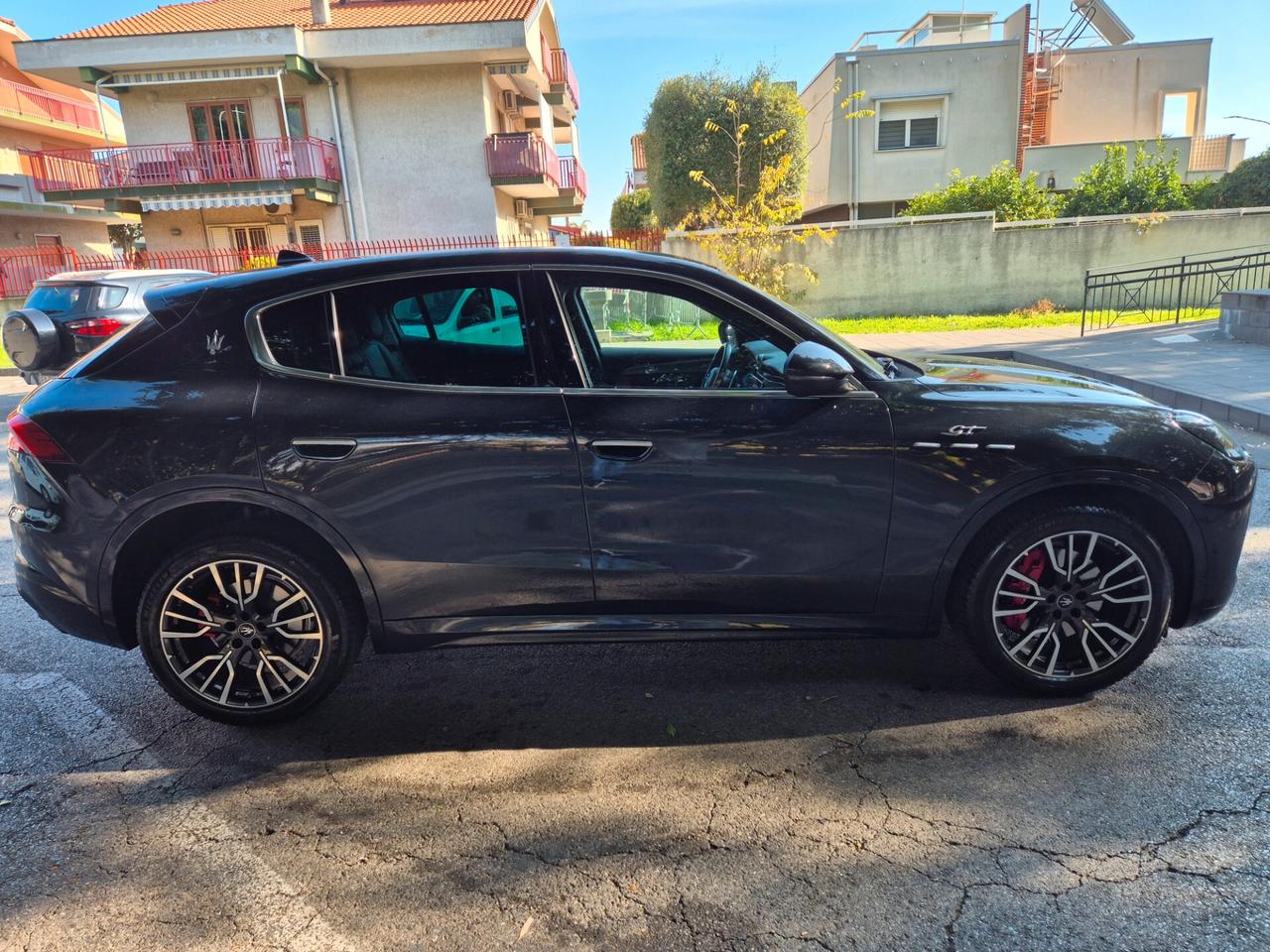 Maserati Grecale MHEV 300 CV AWD GT