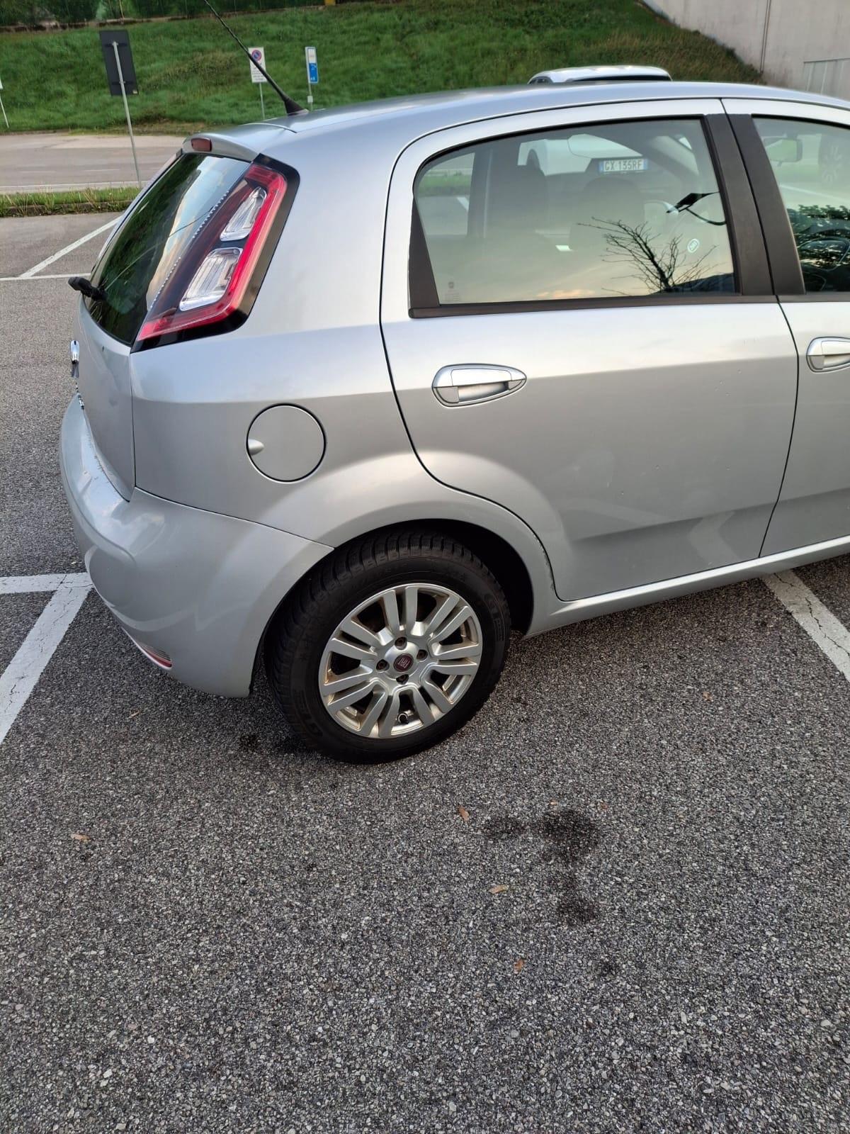 Fiat Punto 1.3 MJT II 75 CV 5 porte Lounge NEOPATENTATI