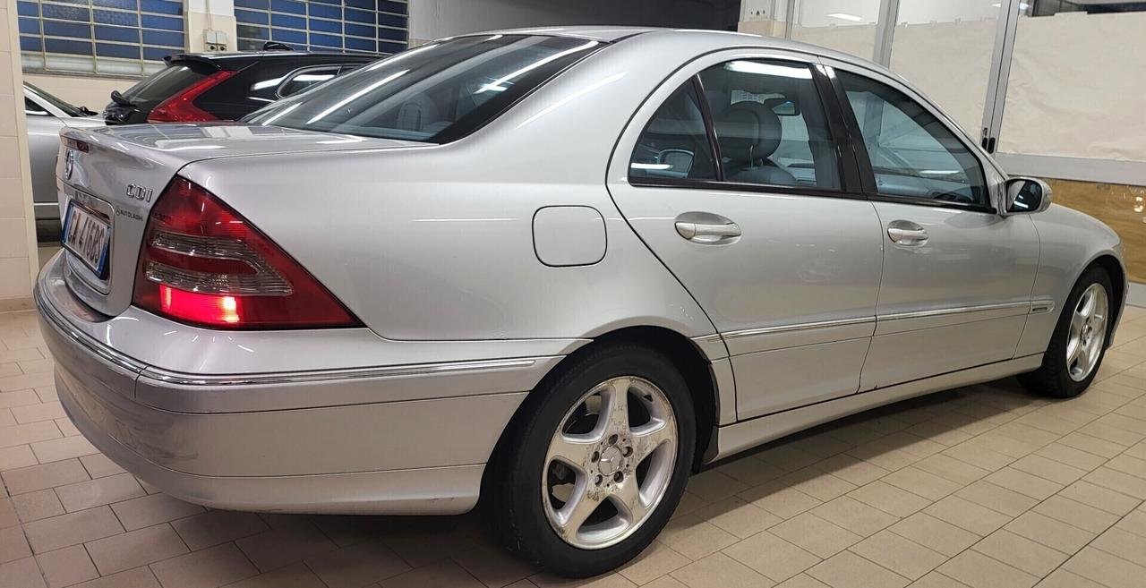 Mercedes-benz C 270 Avantgarde Automatica