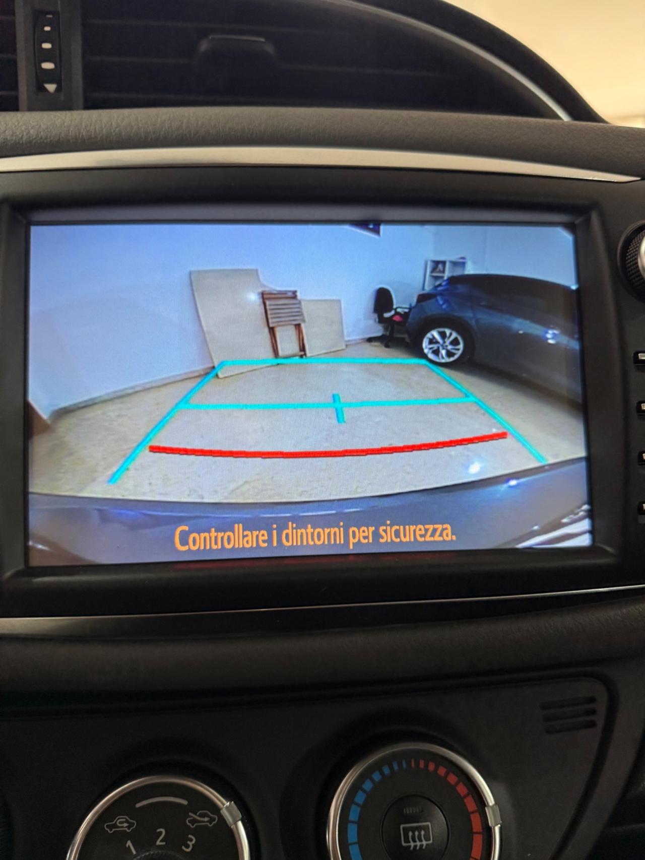 Toyota Yaris 5p 1.0 Lounge CON 17000 KM, NAVI,TELECAMERA,BLUETOOTH ,SCHERMO TOUCH