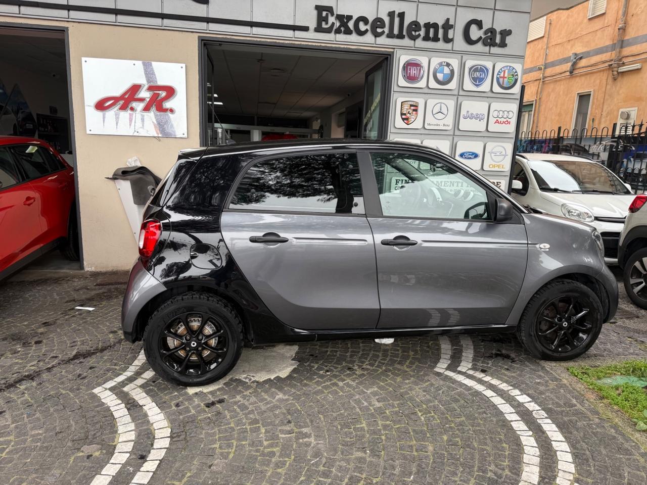 Smart ForFour 70 1.0 Youngster