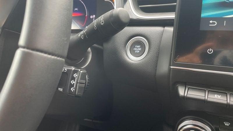 Renault Captur 1.6 E-Tech full hybrid Rive Gauche Auto 145