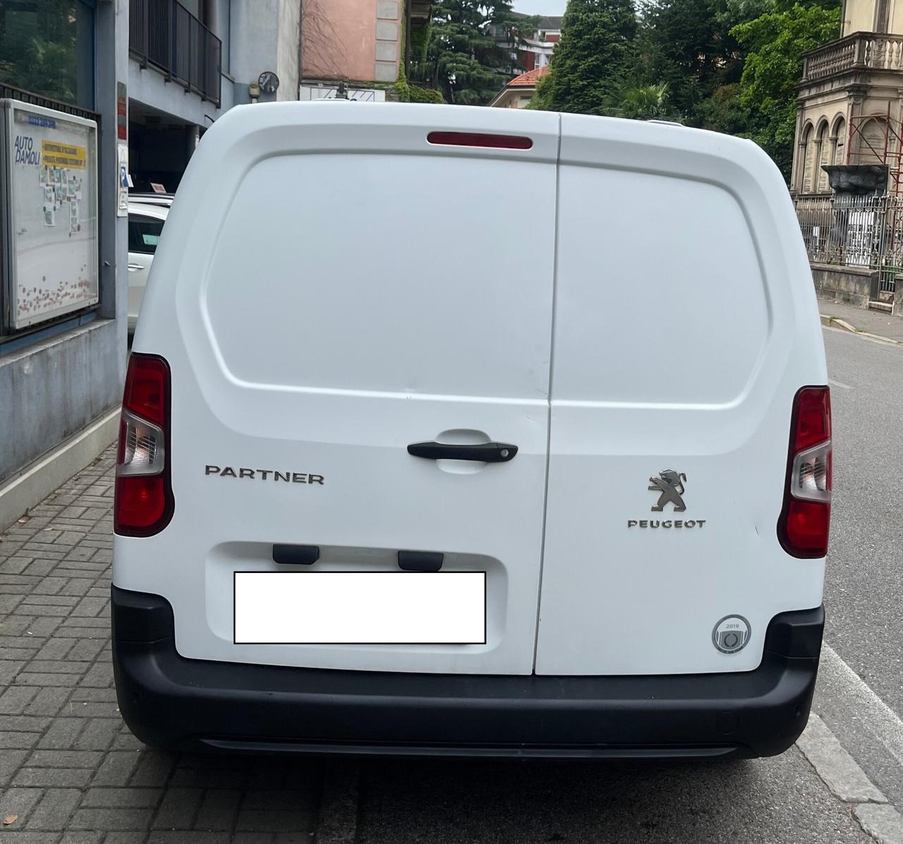 PEUGEOT PARTNER 1.5 HDI - AUTOCARRO 3 POSTI - PORTATA 878 KG. - 2020
